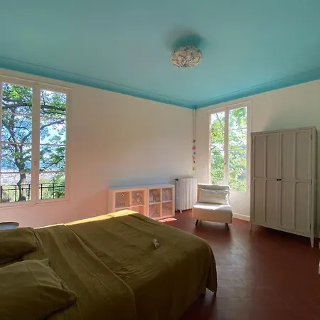 Hébergement de vacances Maison De Charme Dans Les Collines Niçoises *