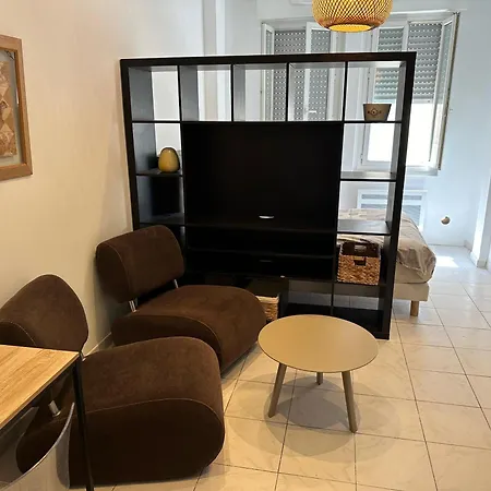 Premium Hyper Centre De Apartment