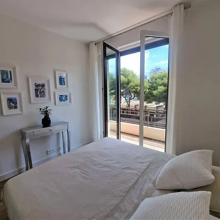The Chic Libération Appartement *