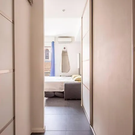 Balcony-beautiful-central-1 Block Beach-a.c-wifi * Nice