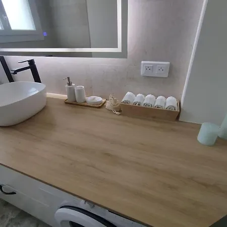 Bel - à 50 M Appartement *