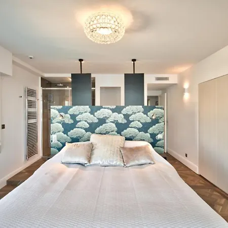 Waterfront 4bd Apt With Terrace Villa