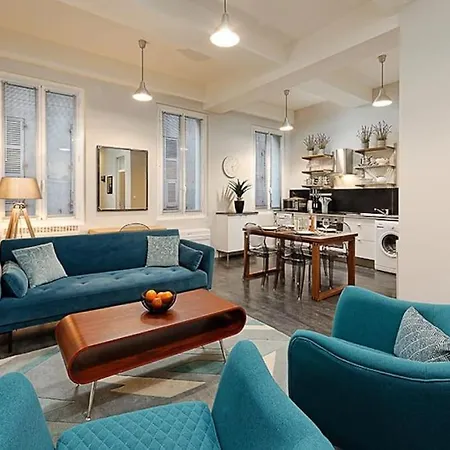 #18 Staywizus - Rossetti 2 Bedrooms Old Ac Apartment
