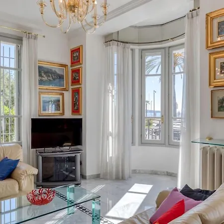 Apartment #15 Staywizus -sea Front Ac Stunning View For 6 People Wifi