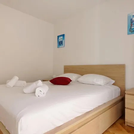 Apartment Lafayette Chez Jeannine Furnished Flat