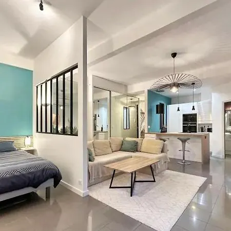 Carre D'or - Wifi, Ac, 4pers Apartment
