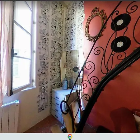 Cathedrale Vieux Apartment *