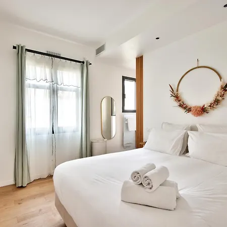 Apartment Luxueux 4 Pieces En Bord De Mer Avec Parking