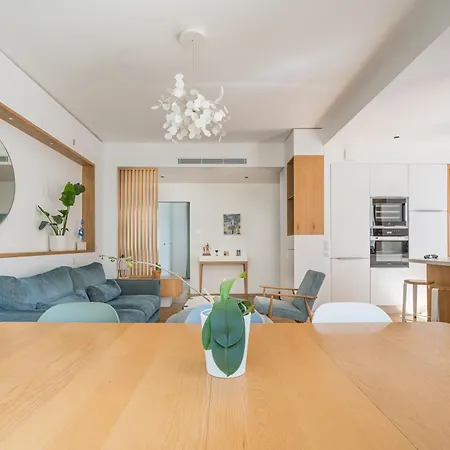 Luxueux 4 Pieces En Bord De Mer Avec Parking Apartment *
