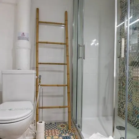 Heart Of Old Nice,2 Bedrooms, 5min From The Sea,ac Apartment