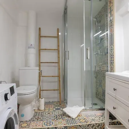 Heart Of Old Nice,2 Bedrooms, 5min From The Sea,ac Nice