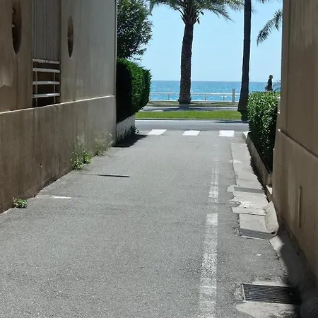 Bel - à 50 M Appartement *