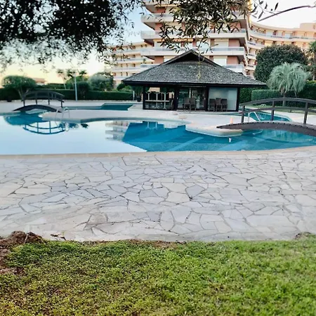 Elite Oasis Of Tranquility For A Harmonious Holiday Apartment *