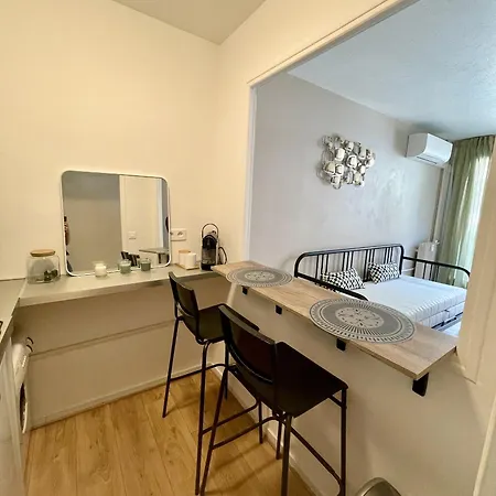 Appartement Joli Niçois Proche Nice