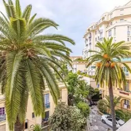 Bright, Newly Renovated Appartement