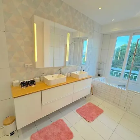 Apartment Magnifique 3 Pieces, 300m De La Plage, Clim, Sauna *