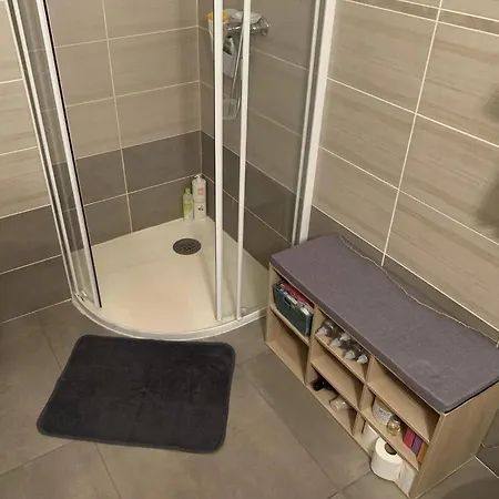Studio Climatise Proche Plage Apartment