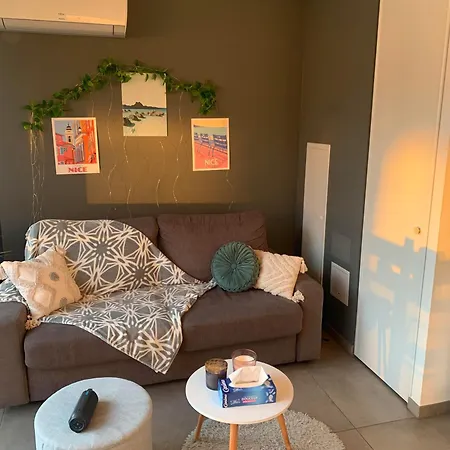 Studio Climatise Proche Plage Apartment *