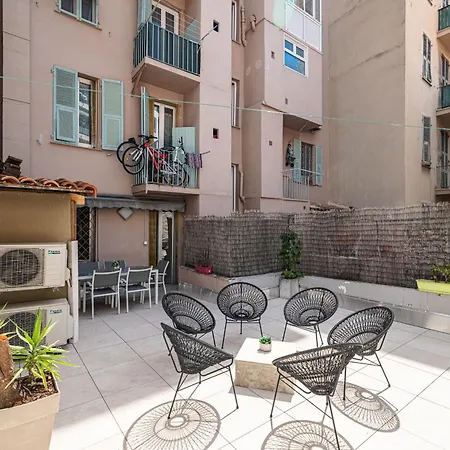 Amazing 3 Bdrs And Garden Place Du Pin Parking ! Nice