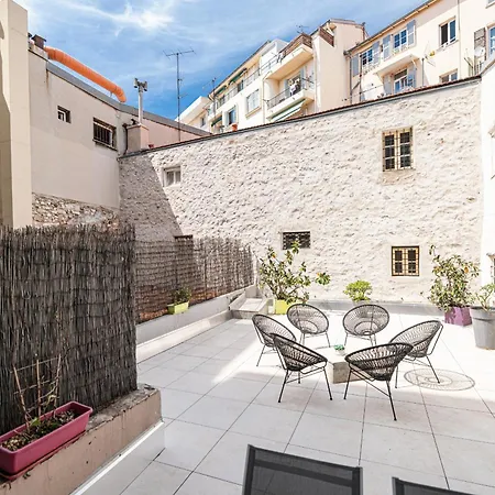 Apartment Amazing 3 Bdrs And Garden Place Du Pin Parking ! Nice