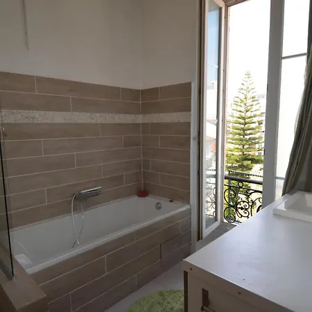 Duplex 6 Personnes Avec Parking Centre