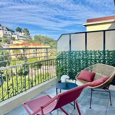Charming With Terrace Appartement *
