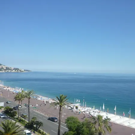 Apartment Vue 02 45m Et Parking Gratuit