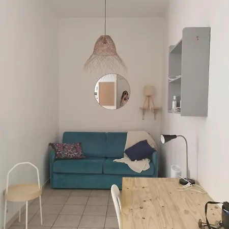 Apartment Studio Au Coeur De Nice, A Deux Pas Des Plages