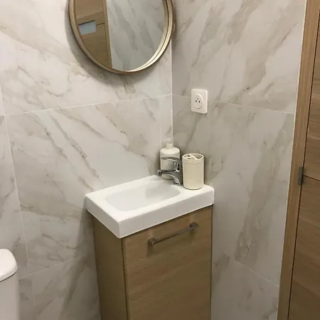 1 Minute De La Promenade Des Appartement