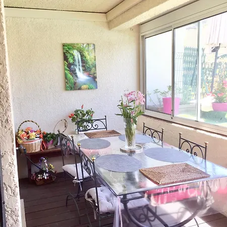 Apartment Beau 4p Dans De Standing Avec Piscine *