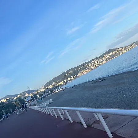 Apartment Spacieux 2 Minutes De La