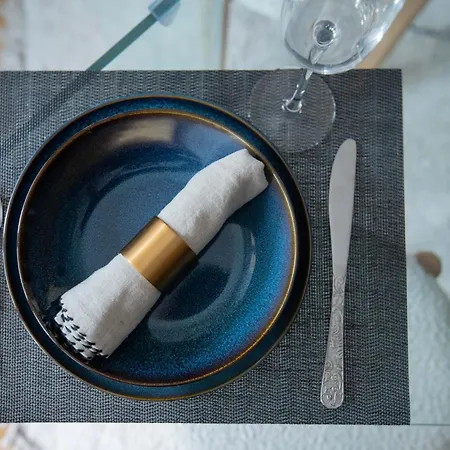 Luxueux, Spacieux Et équipé à 5 Min Du Port Appartement *