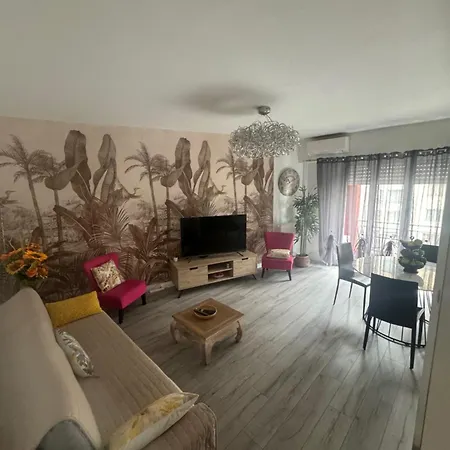 Gorgeous 2 Bedrooms *