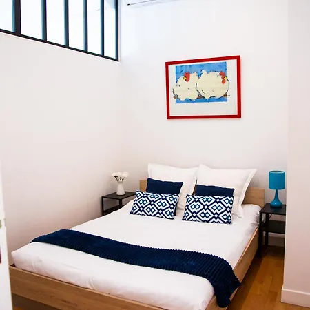 #47 Paradis 2 Min De La - Balcon & Ac Apartment