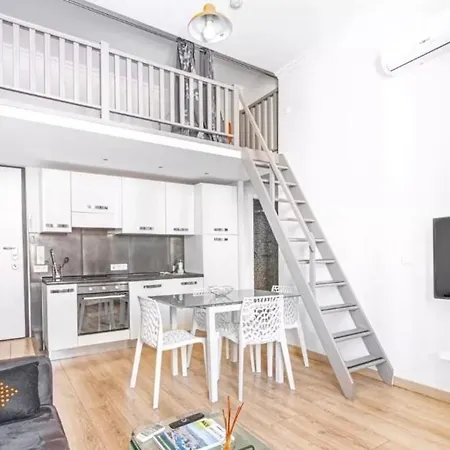 Apartment T2 Bis Au Coeur De *