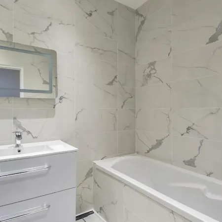 4p De Gamme Ouest Promenade Des Apartment *