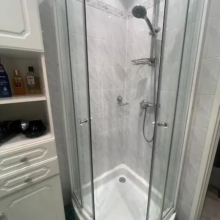 - Grand T2 Bis Proche De La Appartement Nice