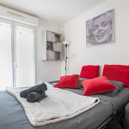 Apartment Athena