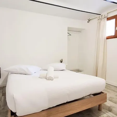 Port De Apartment *