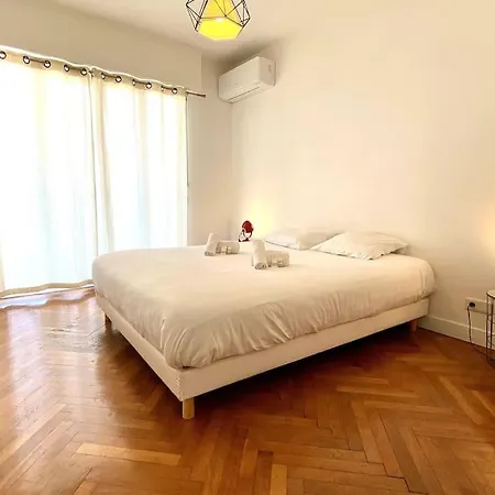 Large Flat Terrace Sea View, Promenade Des Appartement *