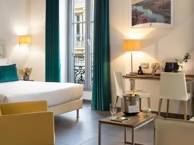 Azur Riviera Hotel