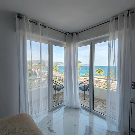 Apartment Front, Superbe Pour 4 Personnes Nice