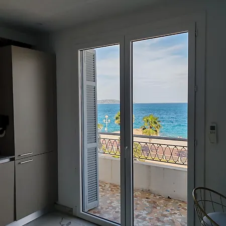 Front, Superbe Pour 4 Personnes Apartment Nice