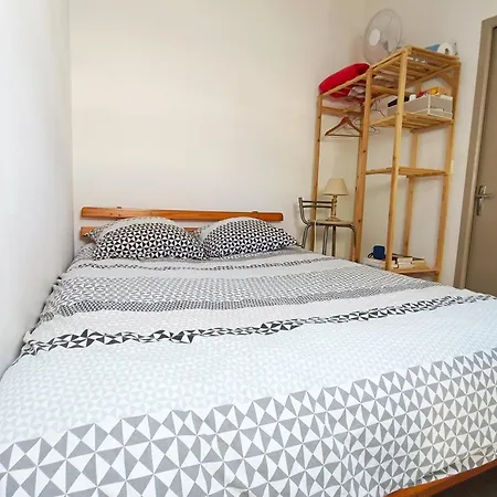 Apartment Bright In The Beautiful Of Nice