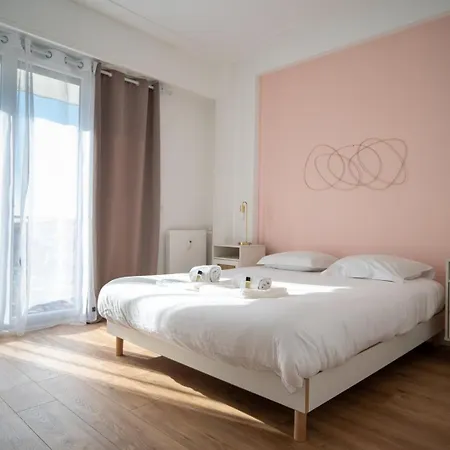 Guestready - Sejour Chic Et Lumineux Avec Balcon Apartment *