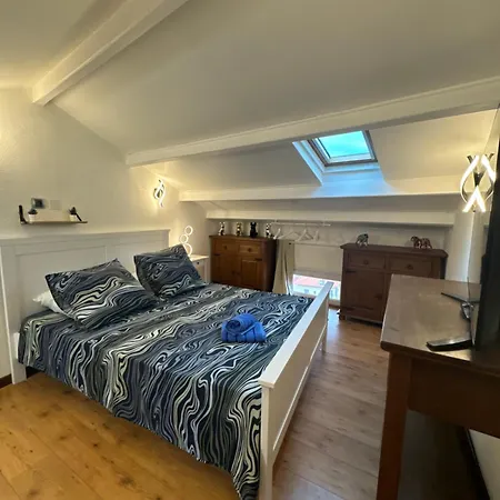 Appartement Duplex Proche Port De