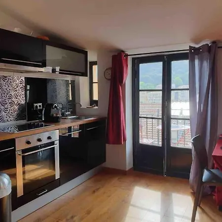 Appartement Balcony Last Floor Harbour Parking On Demand