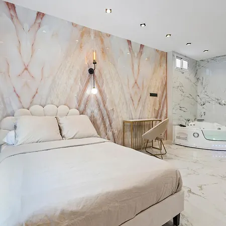 Renting - 8france - Luxury & Comfort Jacuzzi Massena Appartement