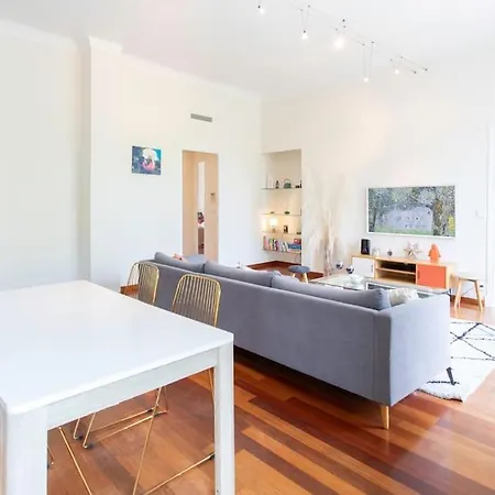 Apartment #27 Staywizus - Urban Ac 2 Bedrooms 10mins Walk Sea & Old Town *