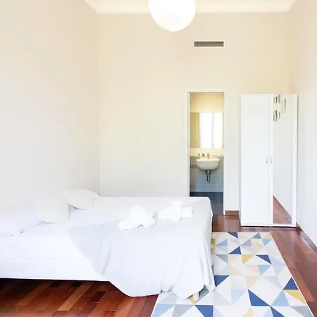 #27 Staywizus - Urban Ac 2 Bedrooms 10mins Walk Sea & Old Town Apartment *